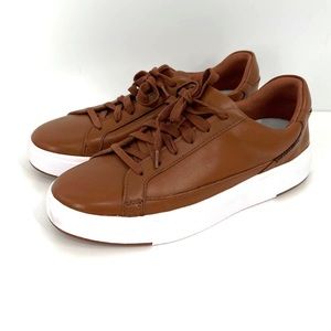 Kizik Vegas Leather Sneaker